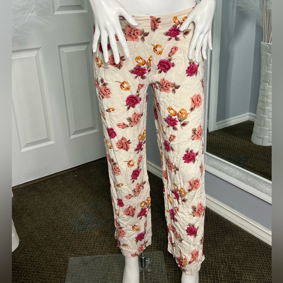 Bohemian Floral Straight Pants - Picture 3 of 8